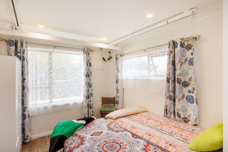 Photo of property in 43 Richmond Avenue, Takaro, Palmerston North, 4410