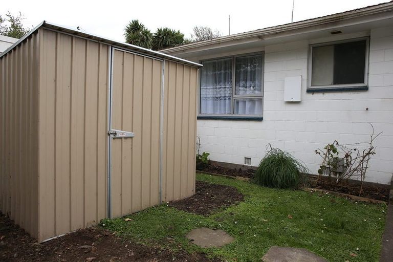 Photo of property in 3/16 Hargest Crescent, Sydenham, Christchurch, 8023