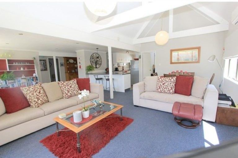 Photo of property in 9 Logan Place, Blenheim, 7201