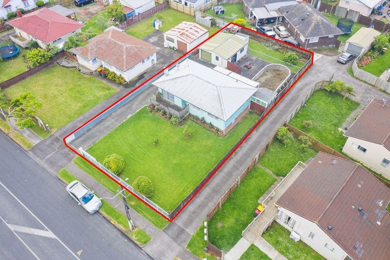 Photo of property in 16 Boundary Road, Clover Park, Auckland, 2019
