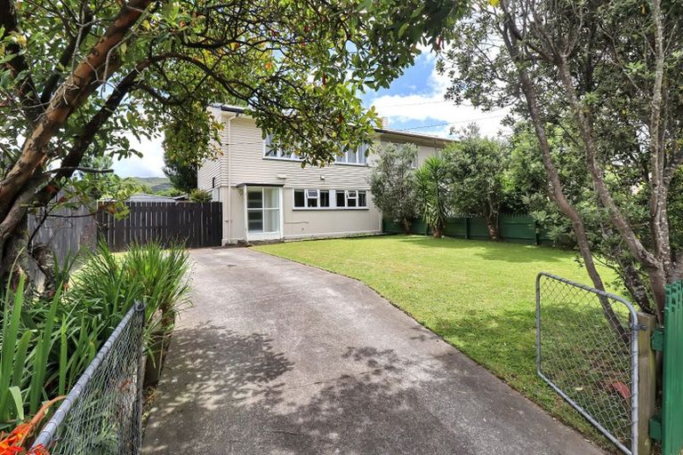 Photo of property in 1/15 Eldon Grove, Taita, Lower Hutt, 5019