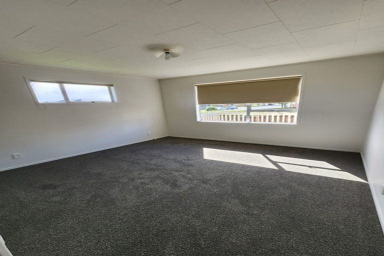 Photo of property in 32 Aberfeldy Avenue, Highland Park, Auckland, 2010