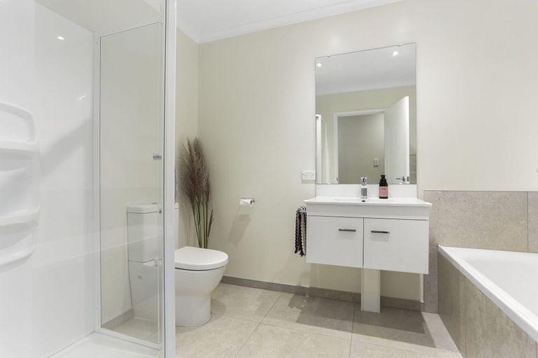 Photo of property in 126 Hobsonville Point Road, Hobsonville, Auckland, 0616