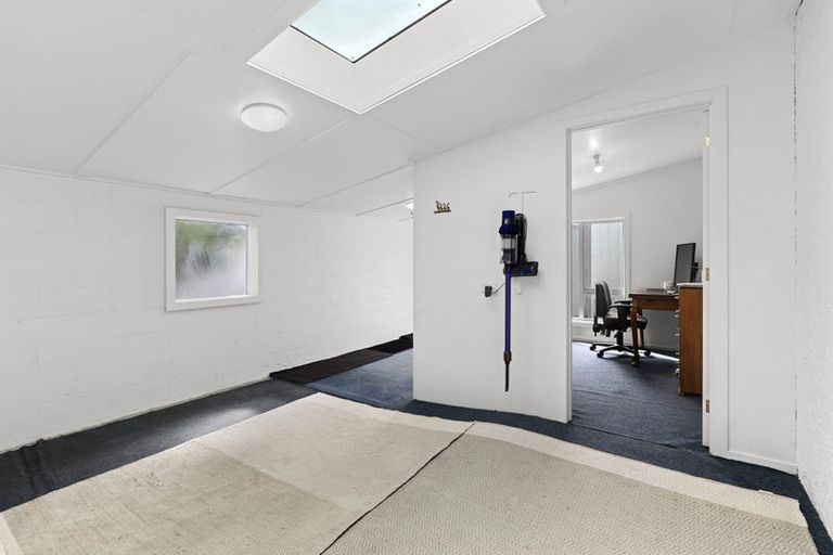 Photo of property in 21 Gisborne Terrace, Opunake, 4616