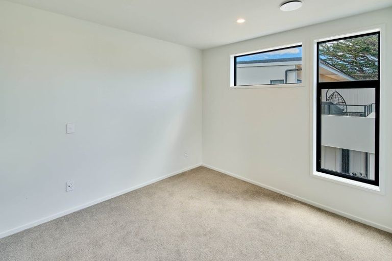 Photo of property in 17/10 Pascoe Avenue, Paremata, Porirua, 5026