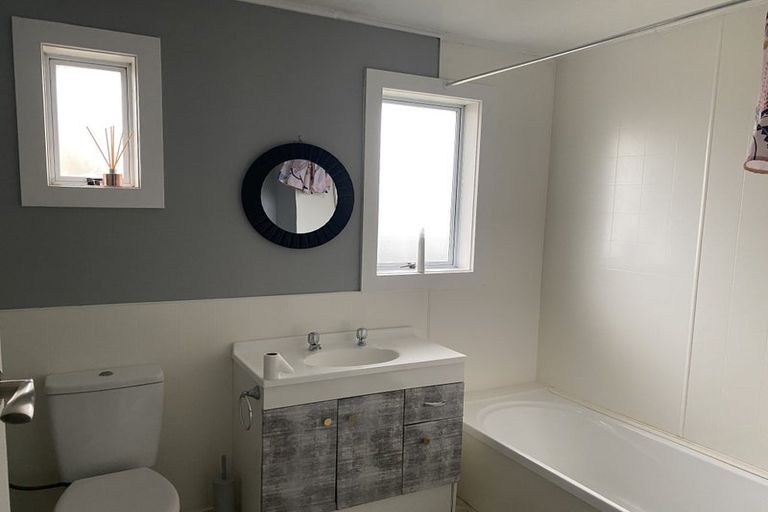 Photo of property in 36 Hyde Street, Clifton, Invercargill, 9812