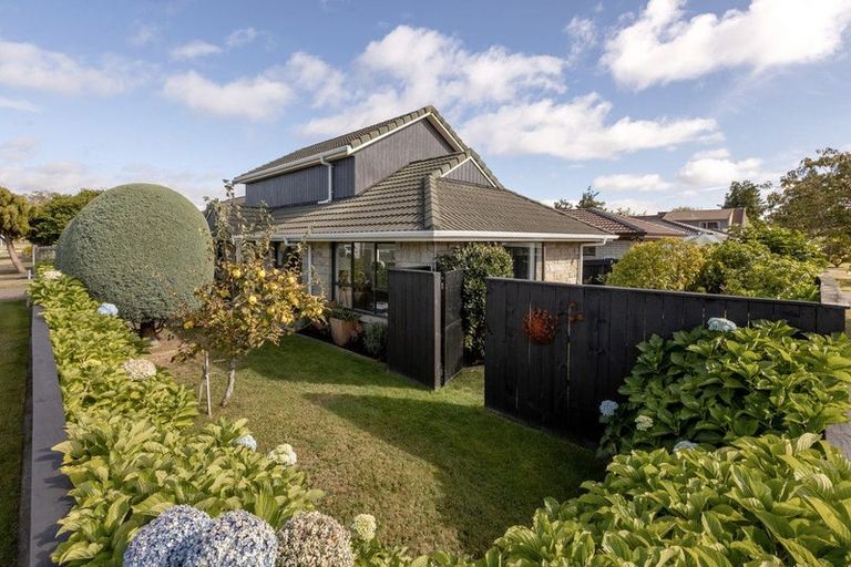 Photo of property in 22 Maida Vale Street, Fenton Park, Rotorua, 3010