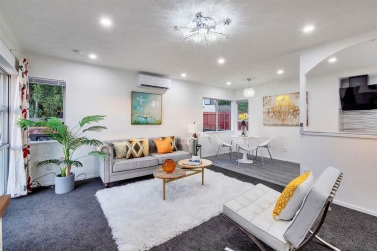 Photo of property in 38 Alidade Place, Massey, Auckland, 0614