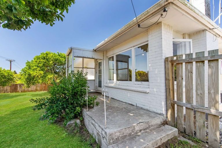 Photo of property in 26 Island View Road, Western Heights, Rotorua, 3015