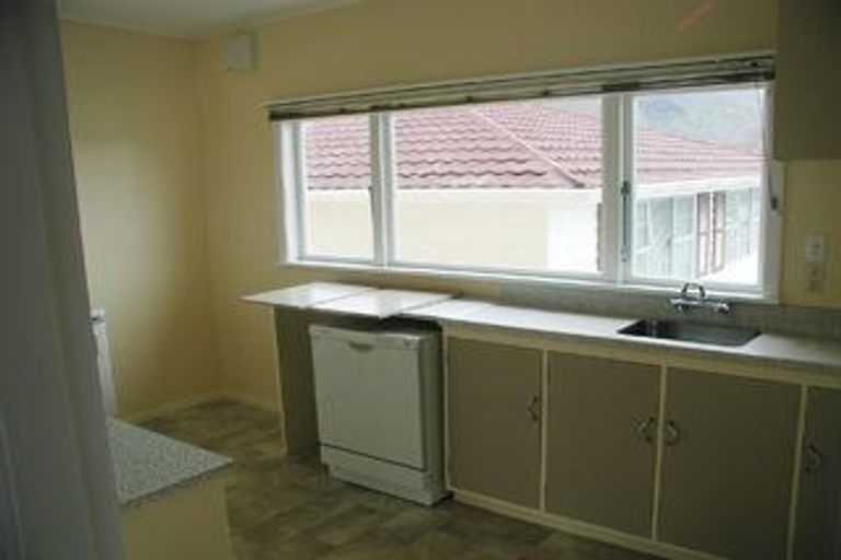 Photo of property in 27b Brasell Street, Fairfield, Lower Hutt, 5011