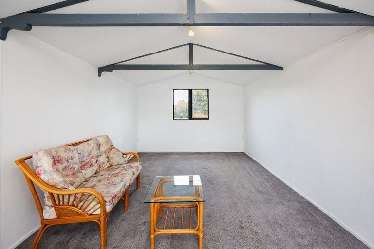 Photo of property in 14 Pukepapa Road, Marton, 4710