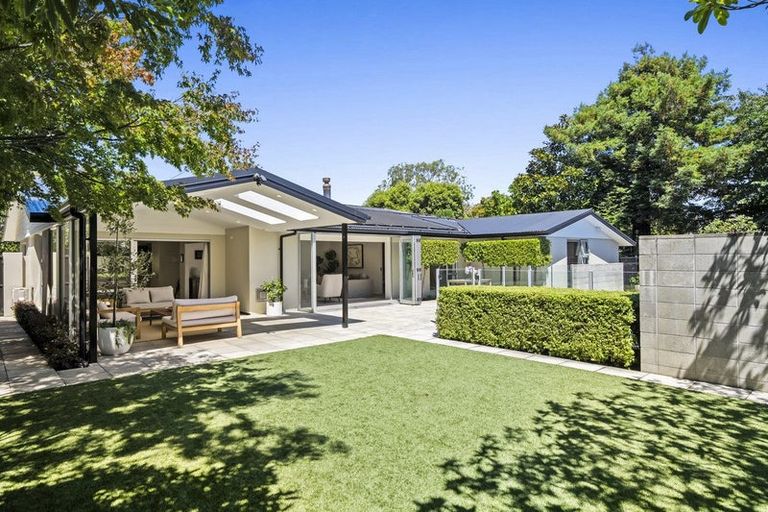 Photo of property in 89b Memorial Avenue, Ilam, Christchurch, 8053