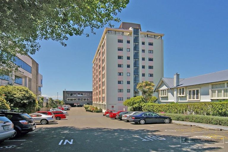 Photo of property in Hobson Court Flats, 38/70 Hobson Street, Thorndon, Wellington, 6011