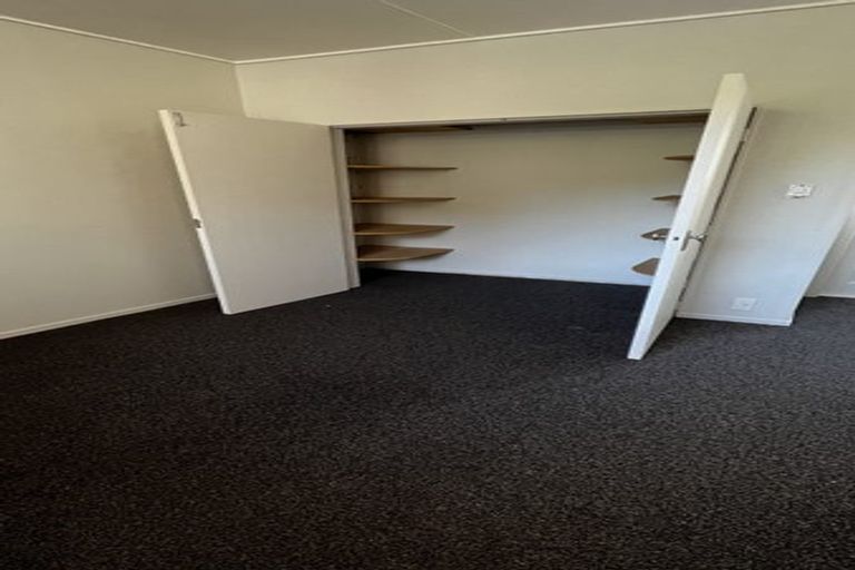 Photo of property in 2/11 Eagle Street, Karori, Wellington, 6012