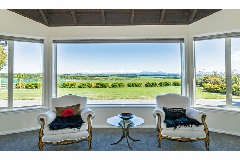 Photo of property in 260 Spur Road, Hadlow, Timaru, 7975