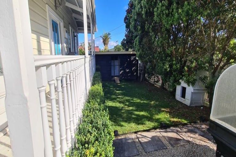 Photo of property in 64b Tramway Road, Beach Haven, Auckland, 0626