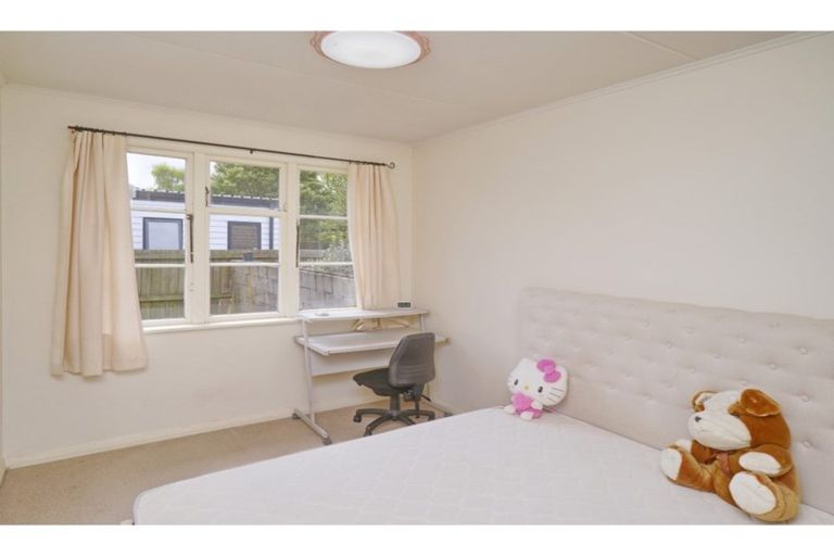 Photo of property in 62 Curletts Road, Sockburn, Christchurch, 8042