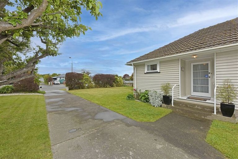 Photo of property in 52 Wycola Avenue, Hei Hei, Christchurch, 8042