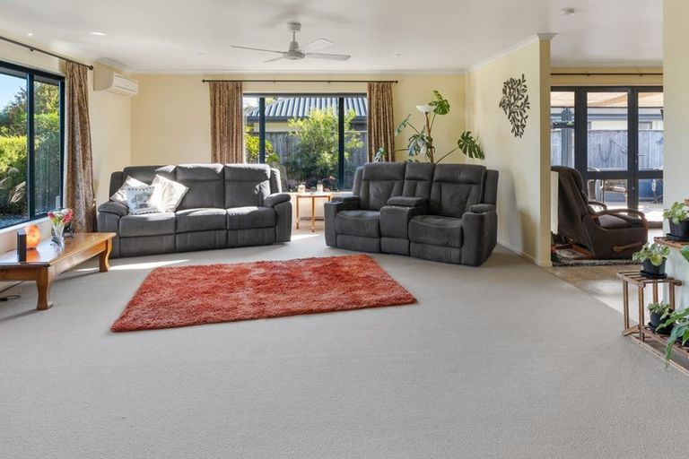 Photo of property in 24 Hollybush Drive, Brightwater, 7022