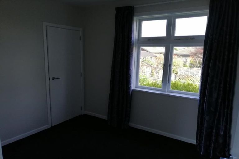 Photo of property in 1/10 Victoria Street, Ebdentown, Upper Hutt, 5018