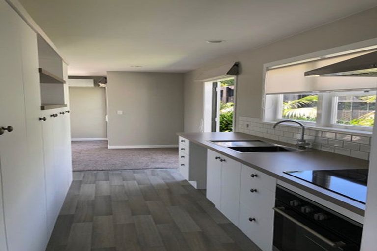 Photo of property in 27 Rugby Road, Birkenhead, Auckland, 0626