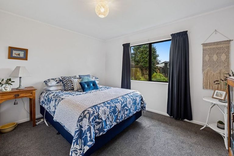 Photo of property in 6 Dillon Drive, Bell Block, New Plymouth, 4312