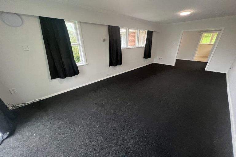 Photo of property in 61 Taylor Terrace, Tawa, Wellington, 5028