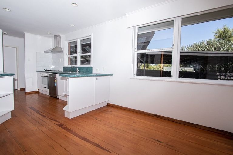 Photo of property in 19 Eton Drive, Hillcrest, Hamilton, 3216