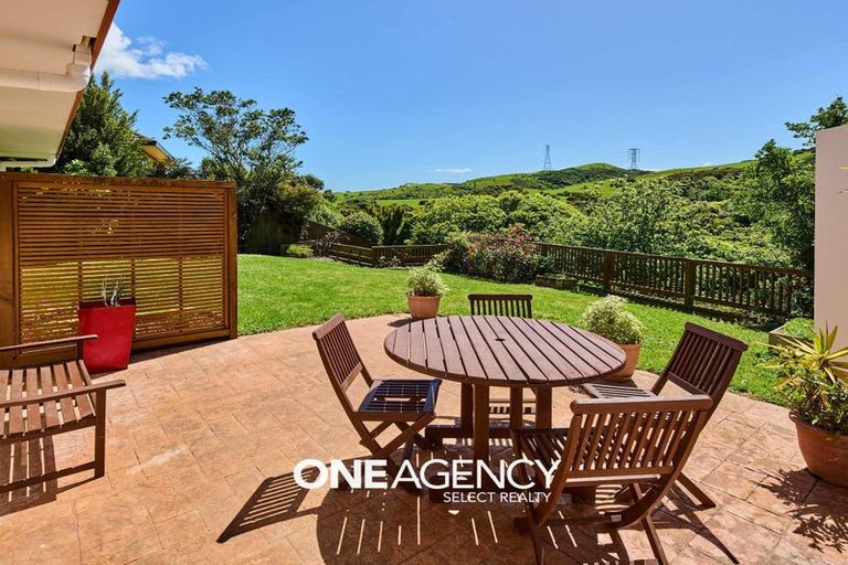 Photo of property in 19 Cabbage Tree Grove, Woodridge, Wellington, 6037
