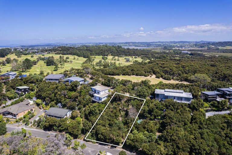 Photo of property in 43 Greenview Drive, Mangawhai Heads, Mangawhai, 0505