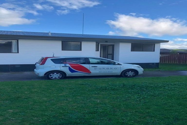 Photo of property in 43a Lyn Grove, Papamoa Beach, Papamoa, 3118