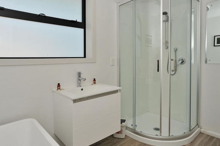 Photo of property in 402 Ilam Road, Bryndwr, Christchurch, 8053