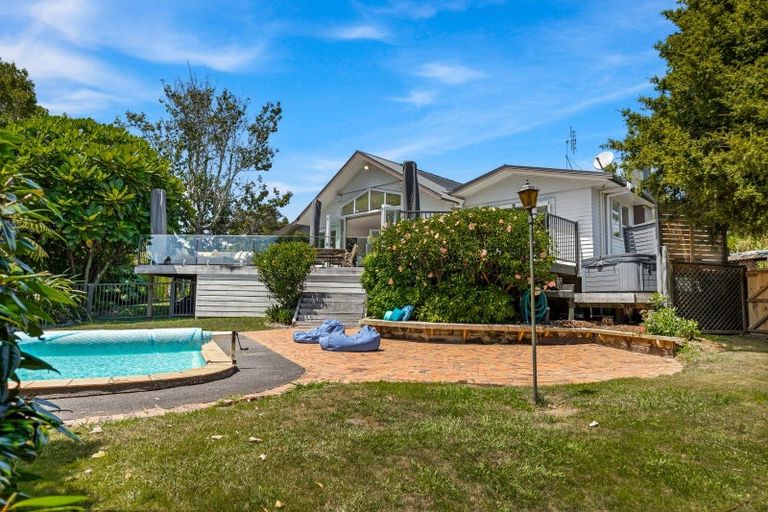 Photo of property in 10 Emily Lane, Greenhithe, Auckland, 0632