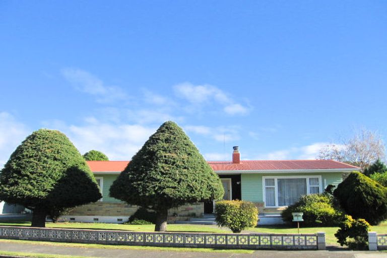 Photo of property in 1 Foster Terrace, Onekawa, Napier, 4110