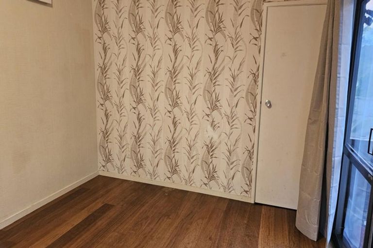 Photo of property in 82 Glen Road, Ranui, Auckland, 0612