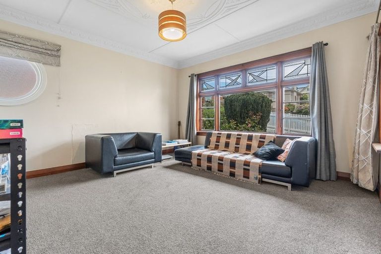 Photo of property in 79 Middleton Road, Kew, Dunedin, 9012