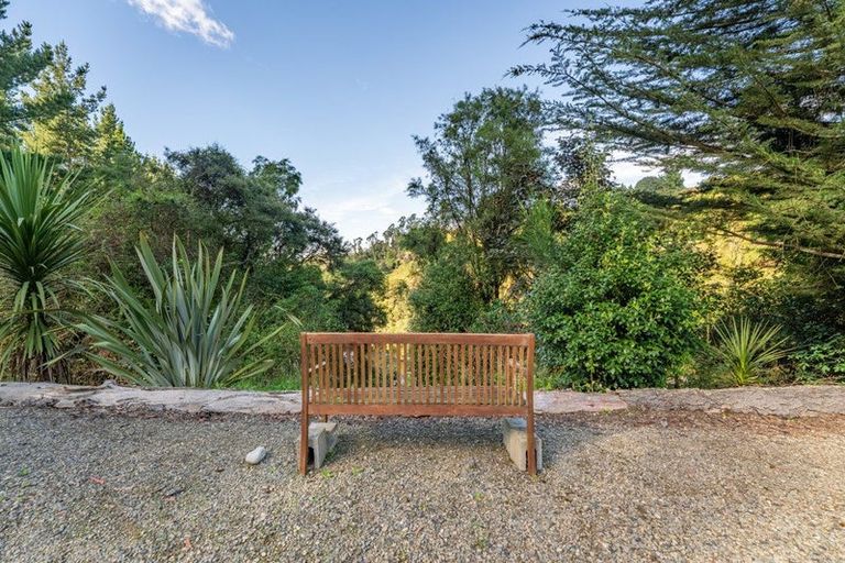 Photo of property in 83 Cosy Dell Road, Herbert, 9495