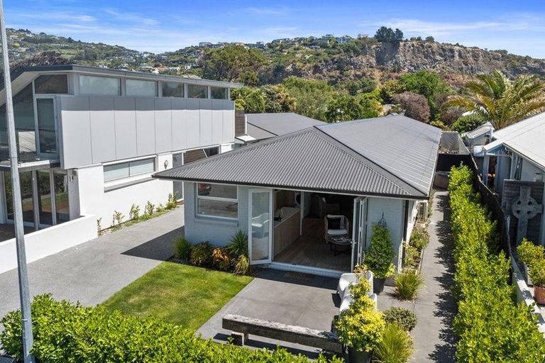 Photo of property in 1/47 Beachville Road, Redcliffs, Christchurch, 8081