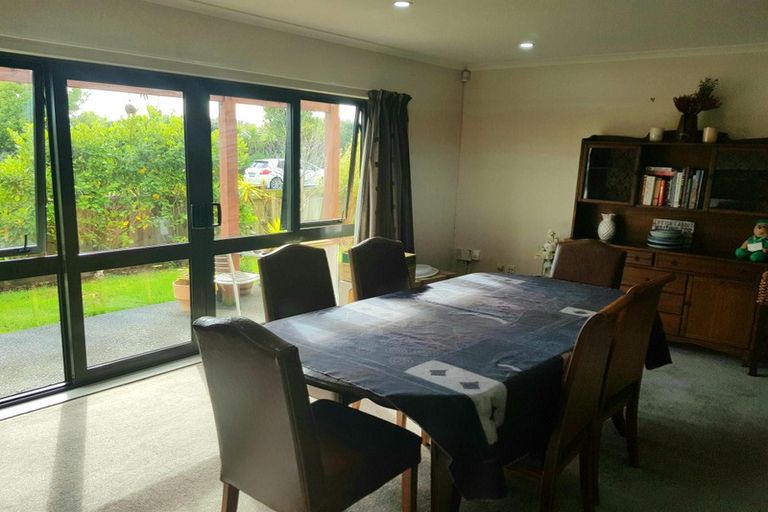 Photo of property in 70 Westgate Drive, Massey, Auckland, 0614