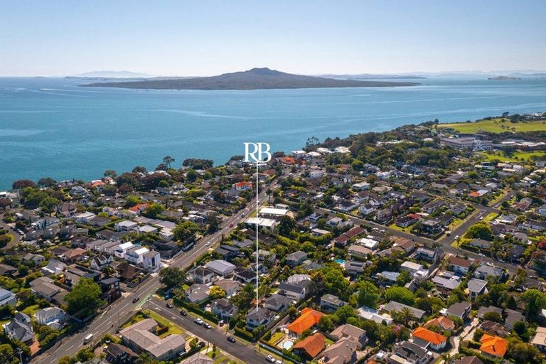 Photo of property in 8a Onepoto Road, Hauraki, Auckland, 0622