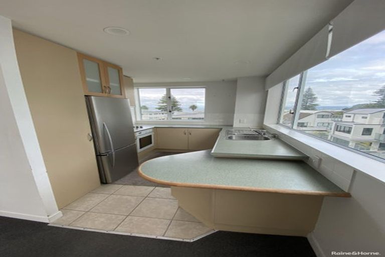 Photo of property in Beaumont Apartments, 14/12 Maunganui Road, Mount Maunganui, 3116