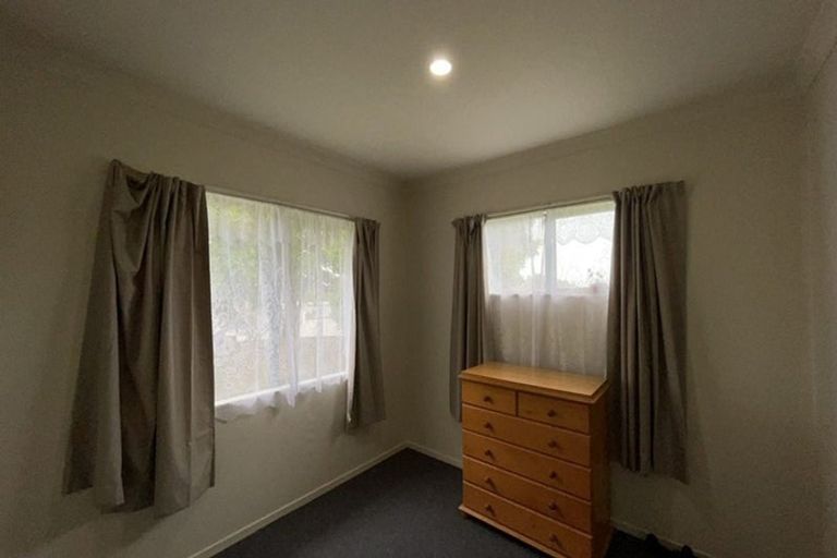 Photo of property in 146 Mahia Road, Wattle Downs, Auckland, 2103