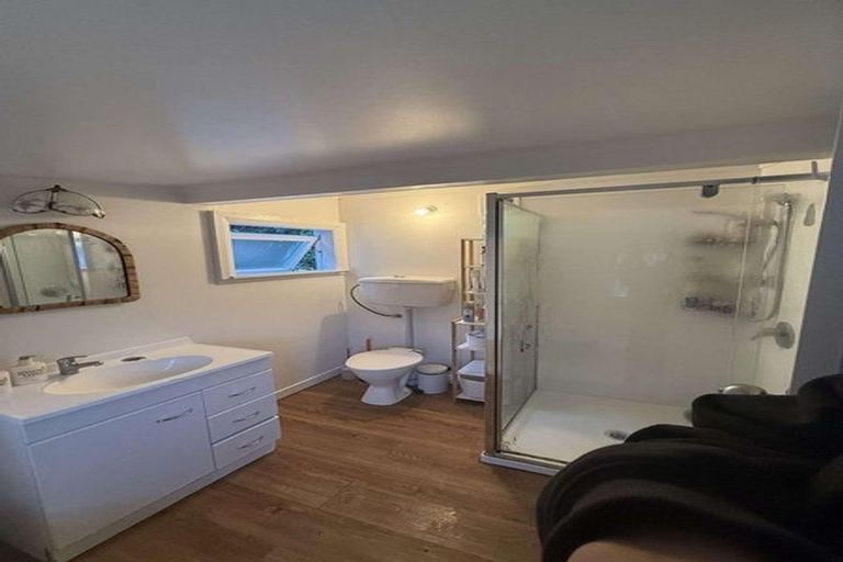 Photo of property in 13 Adams Terrace, Aro Valley, Wellington, 6021