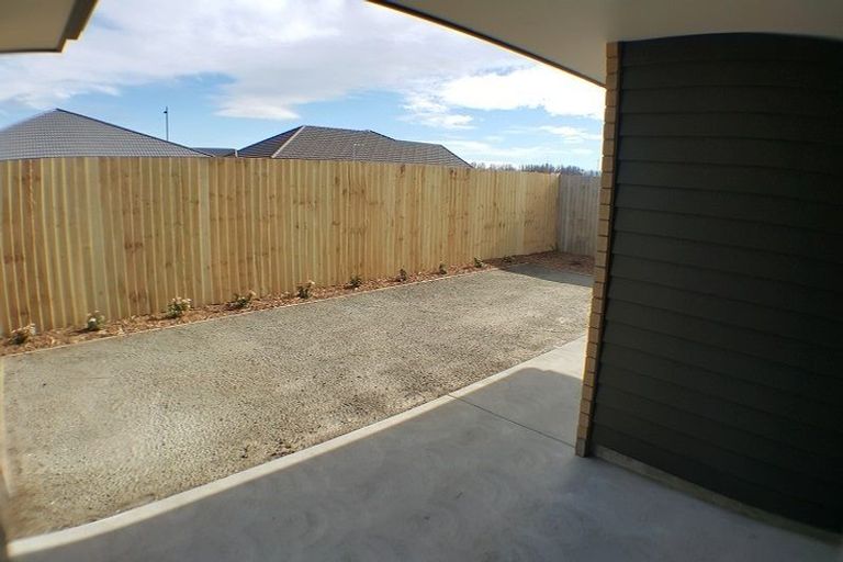 Photo of property in 14 Bradwell Crescent, Halswell, Christchurch, 8025