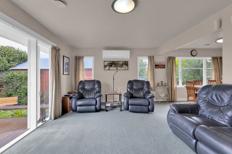 Photo of property in 187h High Street, Oxford, 7430