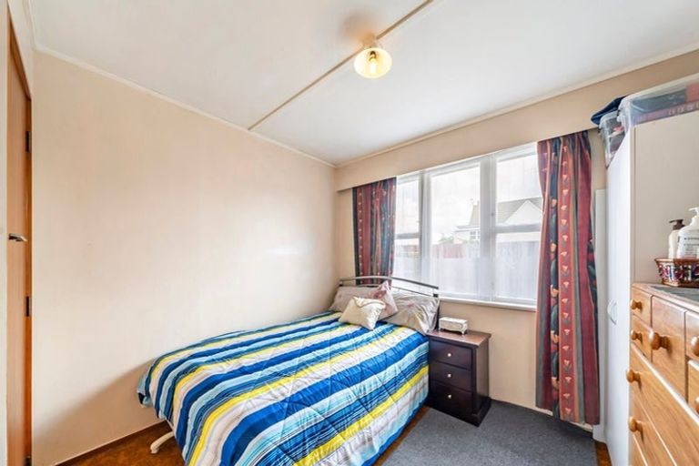 Photo of property in 2 Joseph Grove, Elderslea, Upper Hutt, 5018