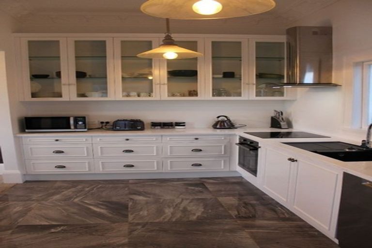 Photo of property in 10 Moana Crescent, Musselburgh, Dunedin, 9013