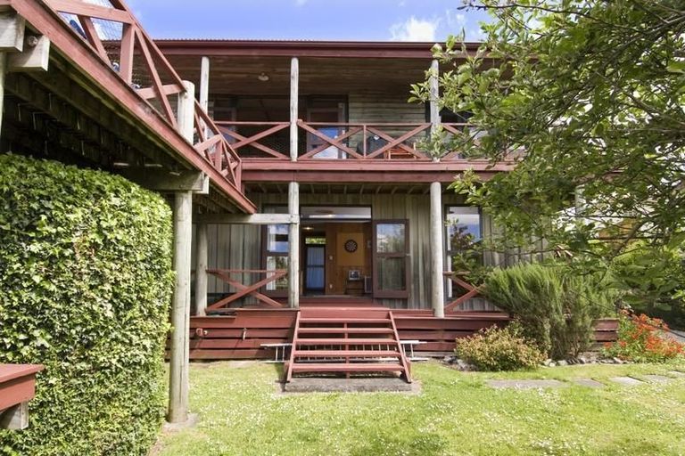 Photo of property in 169 Howard Road, Orere Point, Papakura, 2585