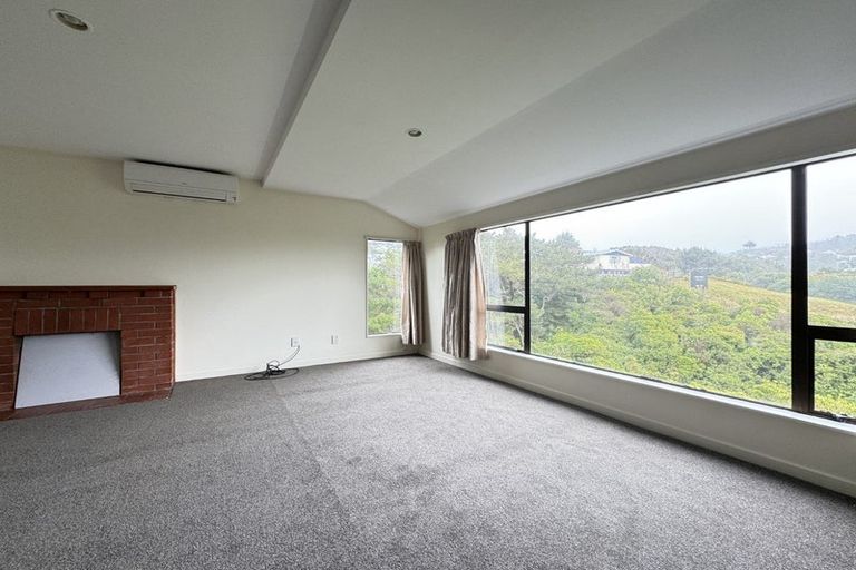 Photo of property in 4a Mcmahon Way, Paparangi, Wellington, 6037