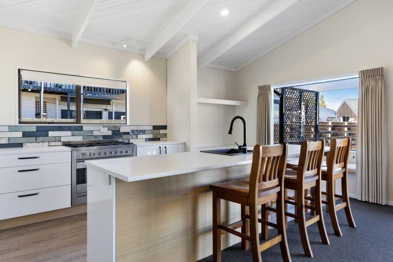 Photo of property in 9 Hammersmith Street, Richmond Heights, Taupo, 3330
